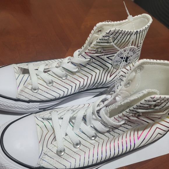 Converse - Picture 5 of 5